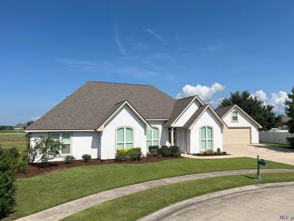 $498,500 | 118 Lac Segnette Drive, Luling, LA 70070