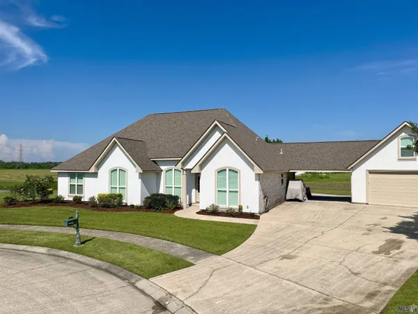 $498,500 | 118 Lac Segnette Drive, Luling, LA 70070