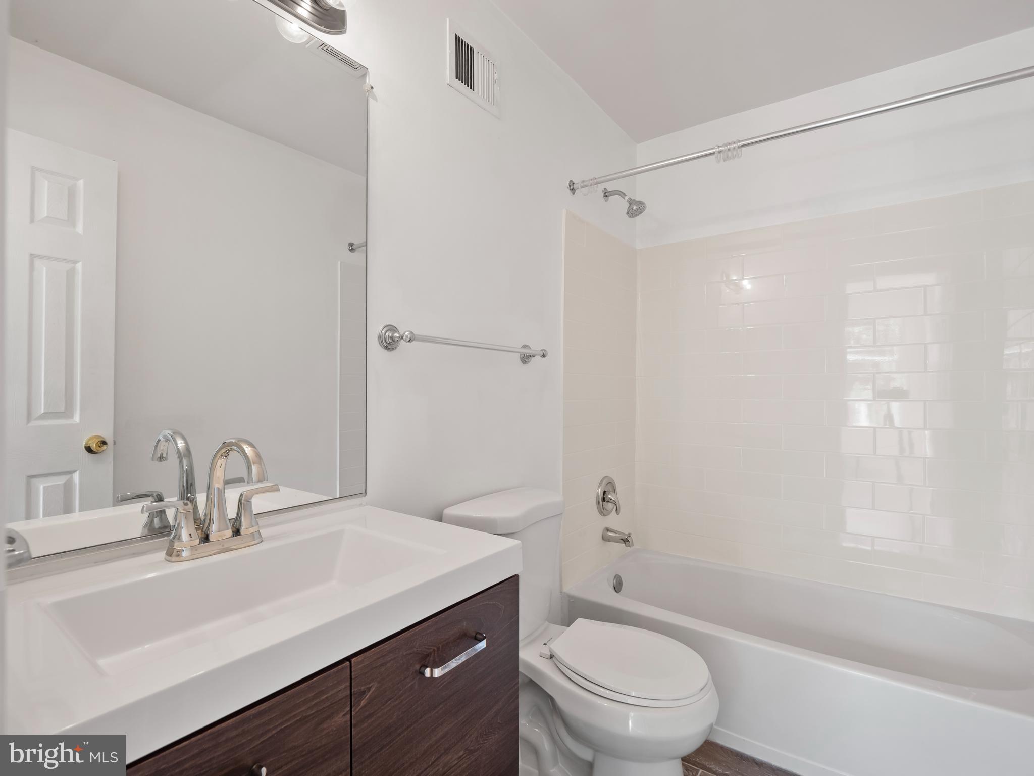 14801 Bolton Road Centreville, VA 20121 - Photo 16 of 20