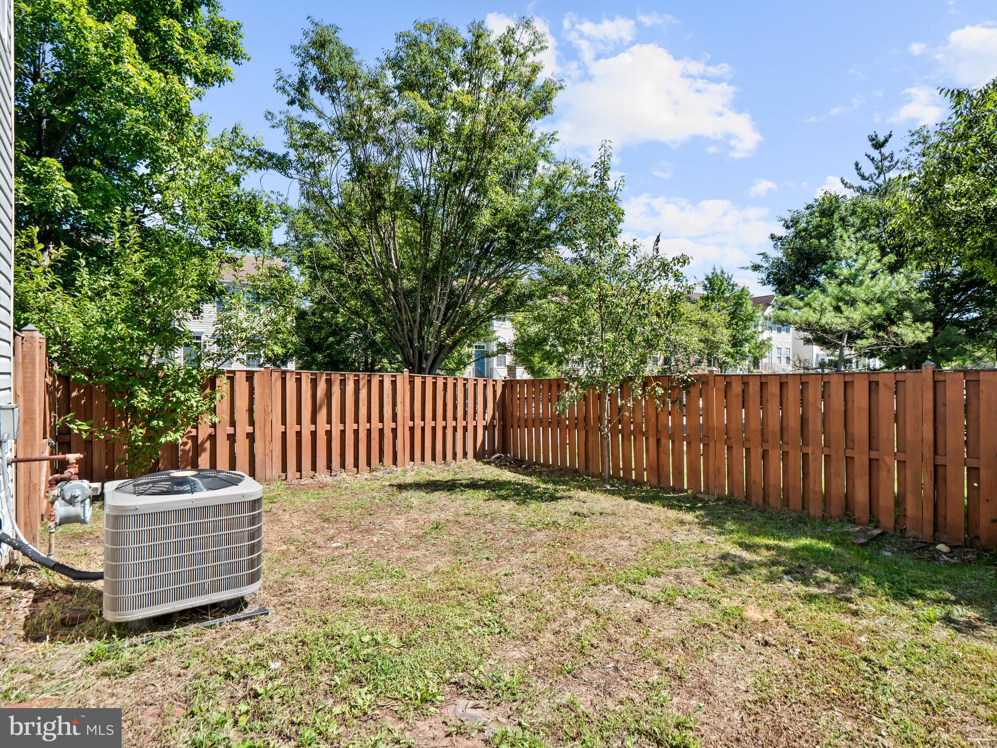 14801 Bolton Road Centreville, VA 20121 - Photo 19 of 20
