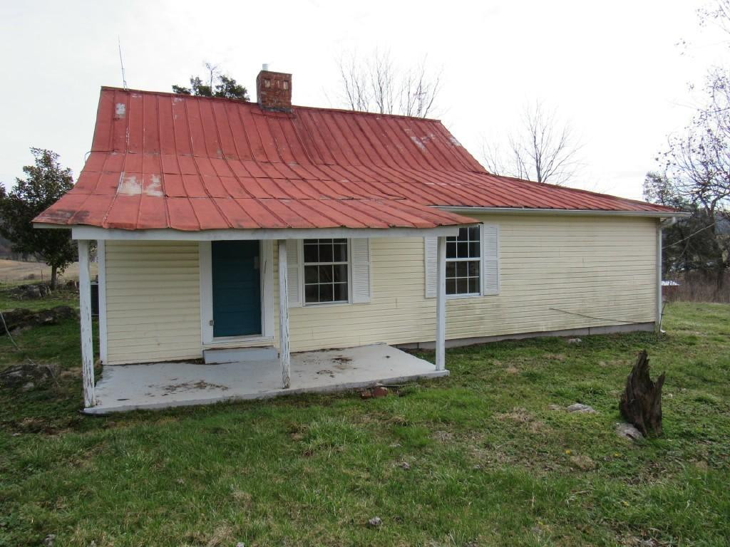 3190 Babbs Mill Road Afton, TN 37616 - Photo 9 of 11 Rear