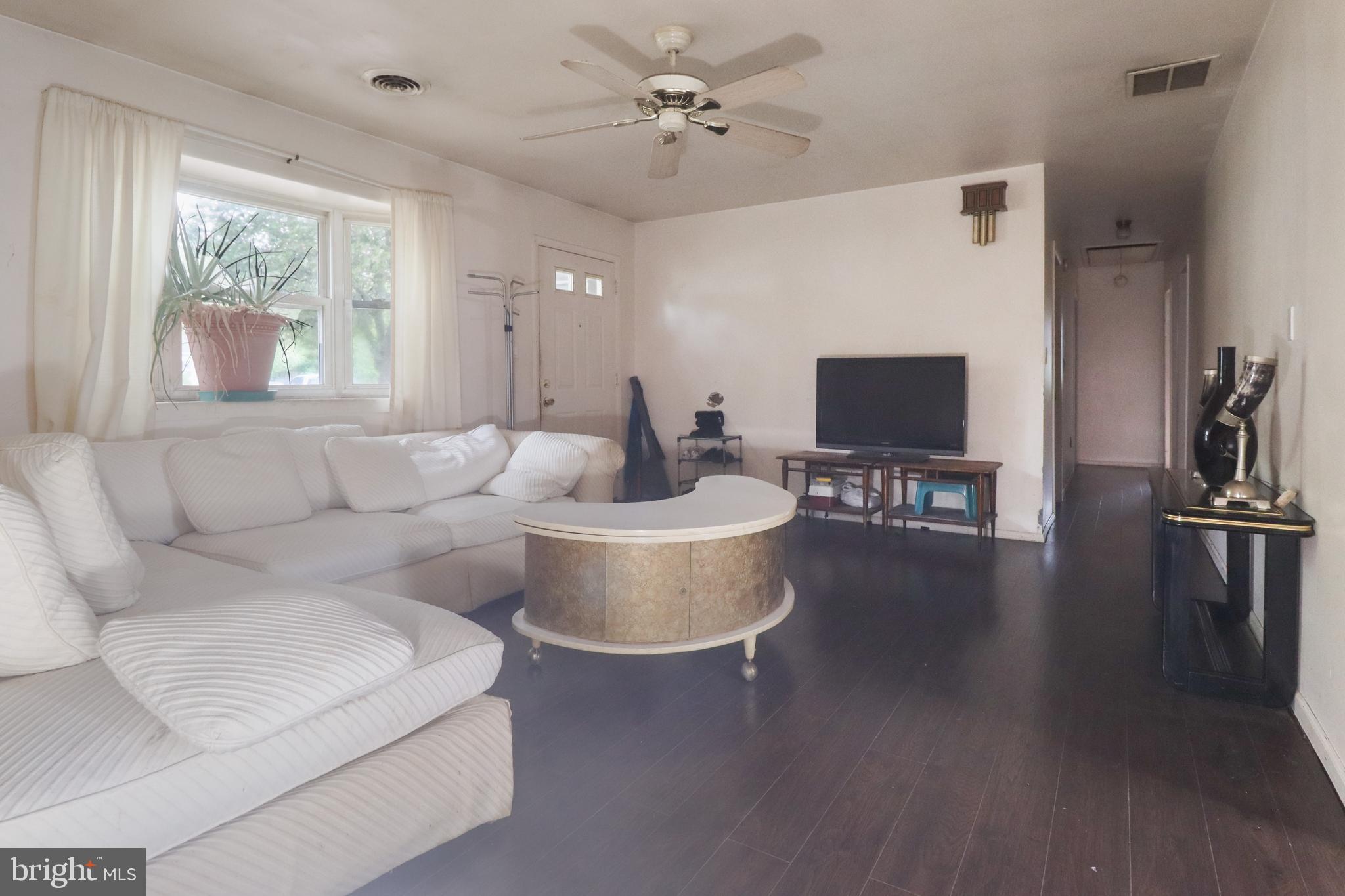 1652 New Brooklyn Road Sicklerville, NJ 08081 - Photo 2 of 23 Gallery Image 2