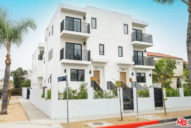 $4,995 | 1802 1/2 South Highland Avenue, Los Angeles, CA 90019