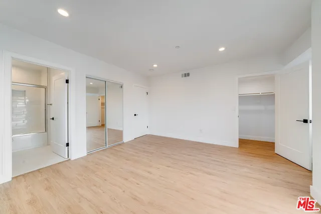 $4,995 | 1802 1/2 South Highland Avenue, Los Angeles, CA 90019