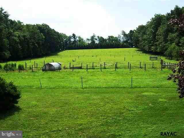 4708 Bentz Road Spring Grove, PA 17362 - Photo 15 of 36 Gallery Image 15