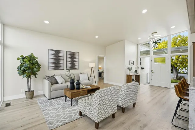 $995,000 | 2335 Joanne Circle, Napa, CA 94559