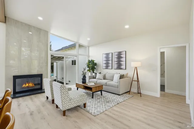 $995,000 | 2335 Joanne Circle, Napa, CA 94559