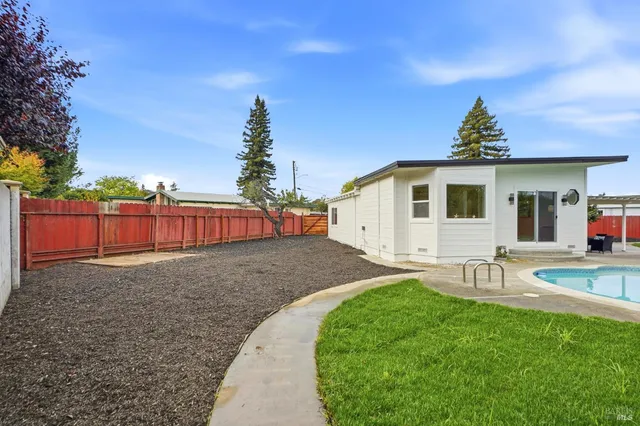 $995,000 | 2335 Joanne Circle, Napa, CA 94559