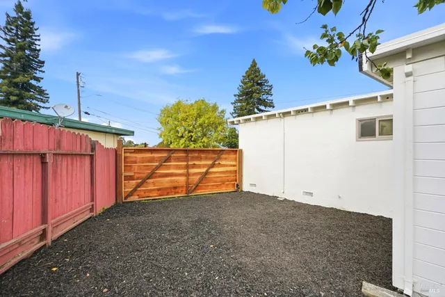 $995,000 | 2335 Joanne Circle, Napa, CA 94559