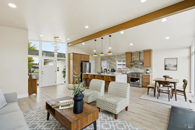 $995,000 | 2335 Joanne Circle, Napa, CA 94559