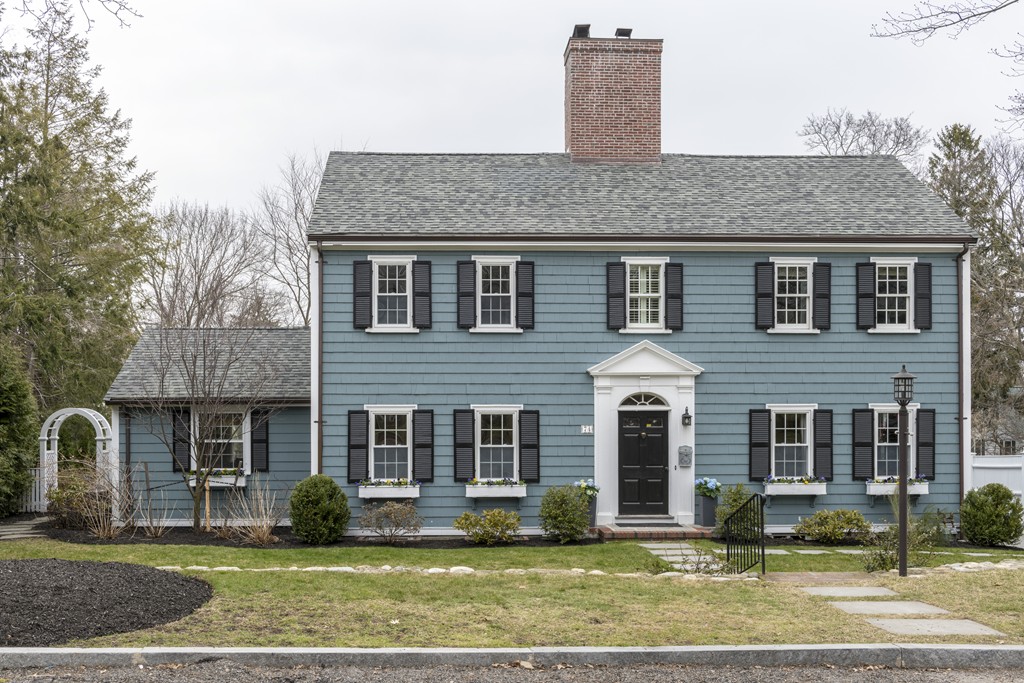 74 Hillcrest Road Belmont, MA 02478 - Photo 1 of 18 Gallery Image 1