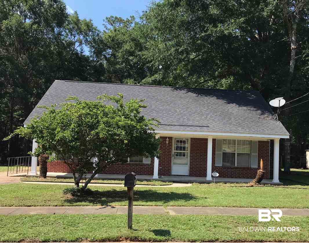 6300 Summer Pl Drive East Mobile, AL 36618 - Photo 2 of 22