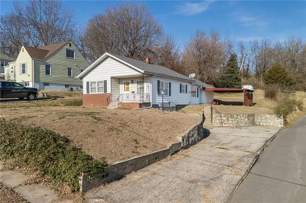 $149,900 | 707 Court Street, St. Joseph, MO 64504