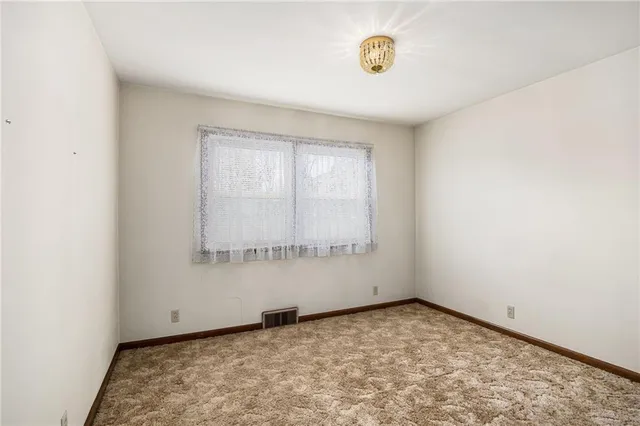 $154,900 | 707 Court Street, St. Joseph, MO 64504