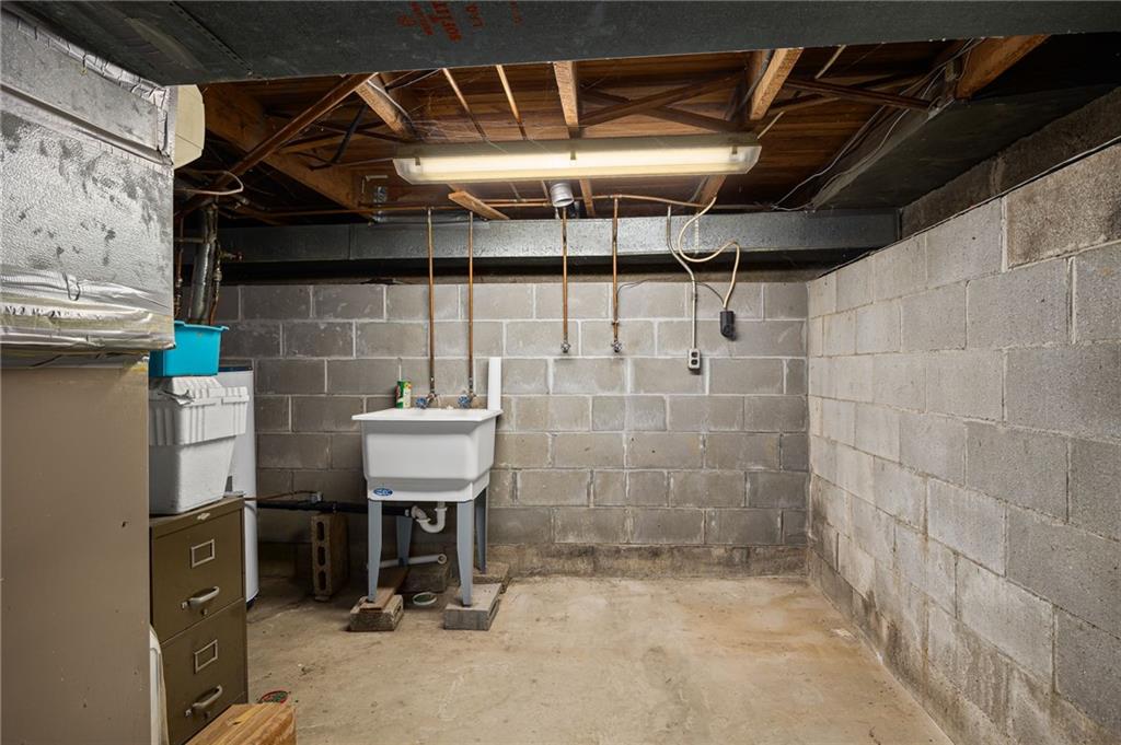 707 Court Street St. Joseph, MO 64504 - Photo 23 of 26