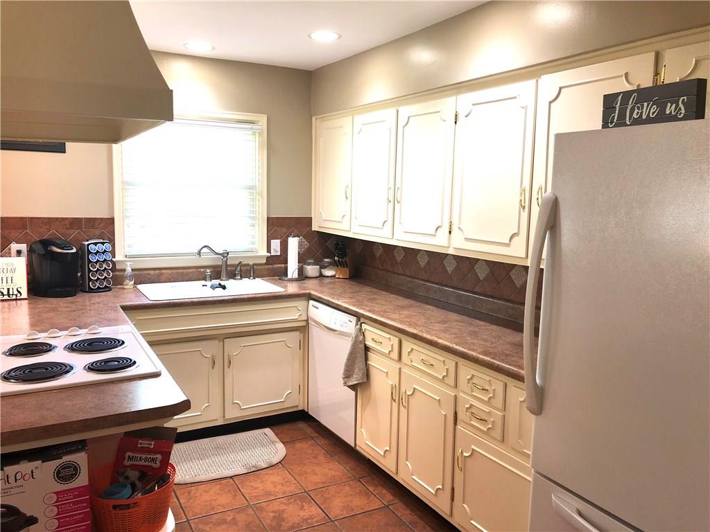 3321 Cherry Road Anderson, IN 46011 - Photo 12 of 16 Gallery Image 12