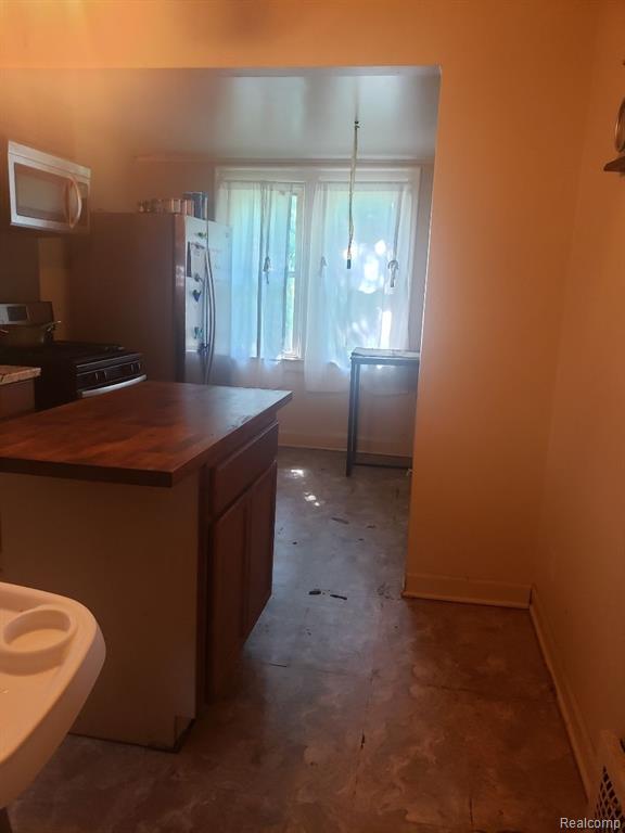11649 Rutherford Street Detroit, MI 48227 - Photo 6 of 18