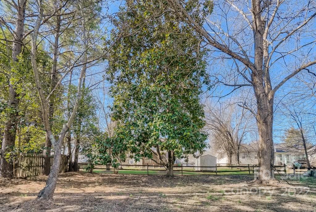 11320 Park Road Charlotte, NC 28226 - Photo 28 of 28 a view of outdoor space and tree s