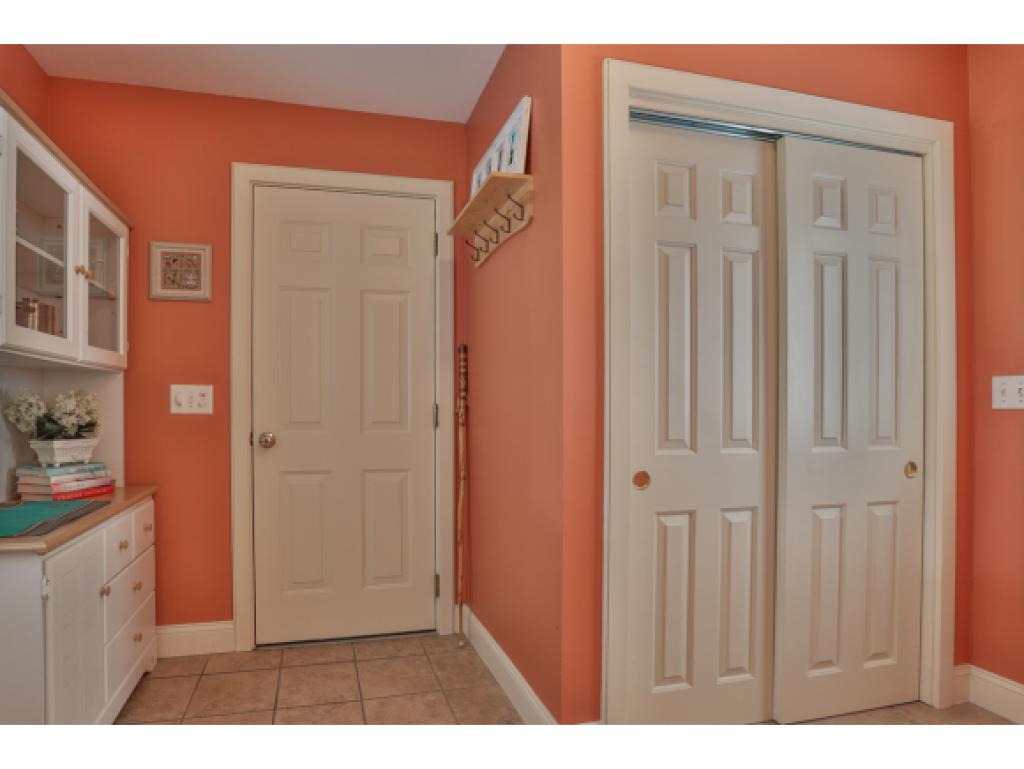 26 Parmenter Road Londonderry, NH 03053 - Photo 17 of 36