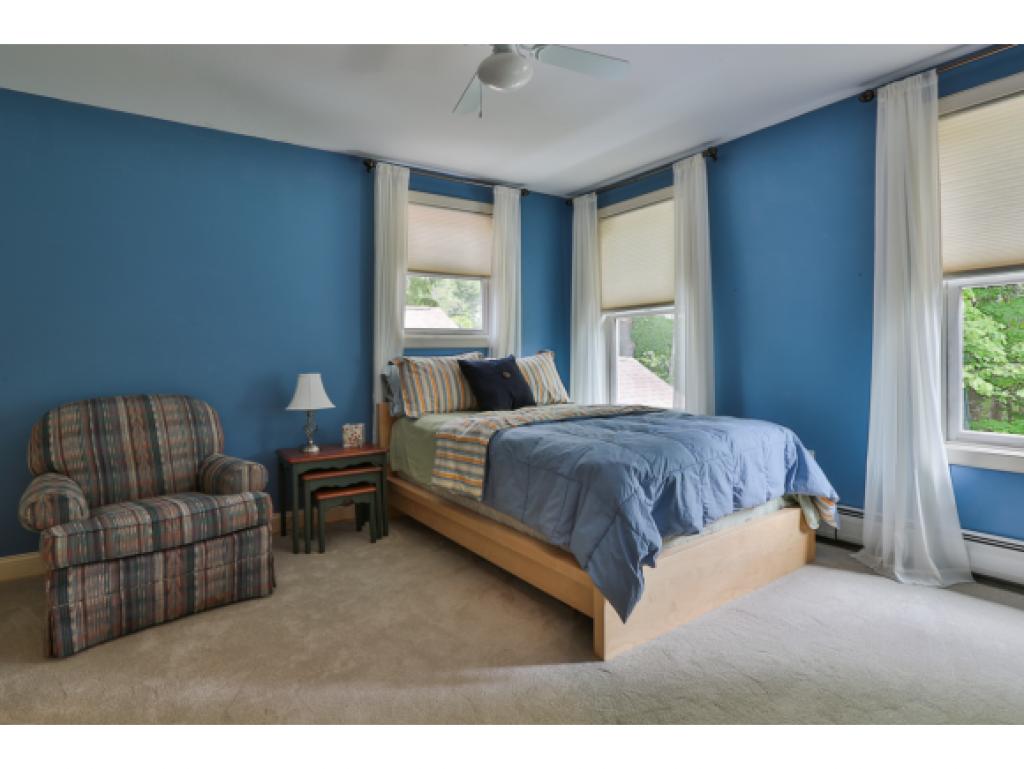 26 Parmenter Road Londonderry, NH 03053 - Photo 23 of 36