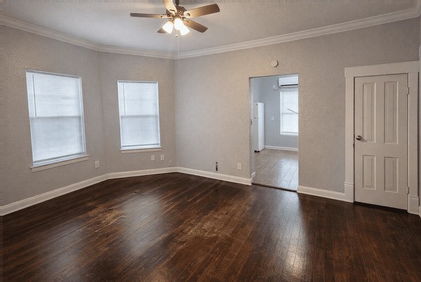 511 West Cleveland Street, Unit 2 Alvin, TX 77511 - Photo 4 of 6