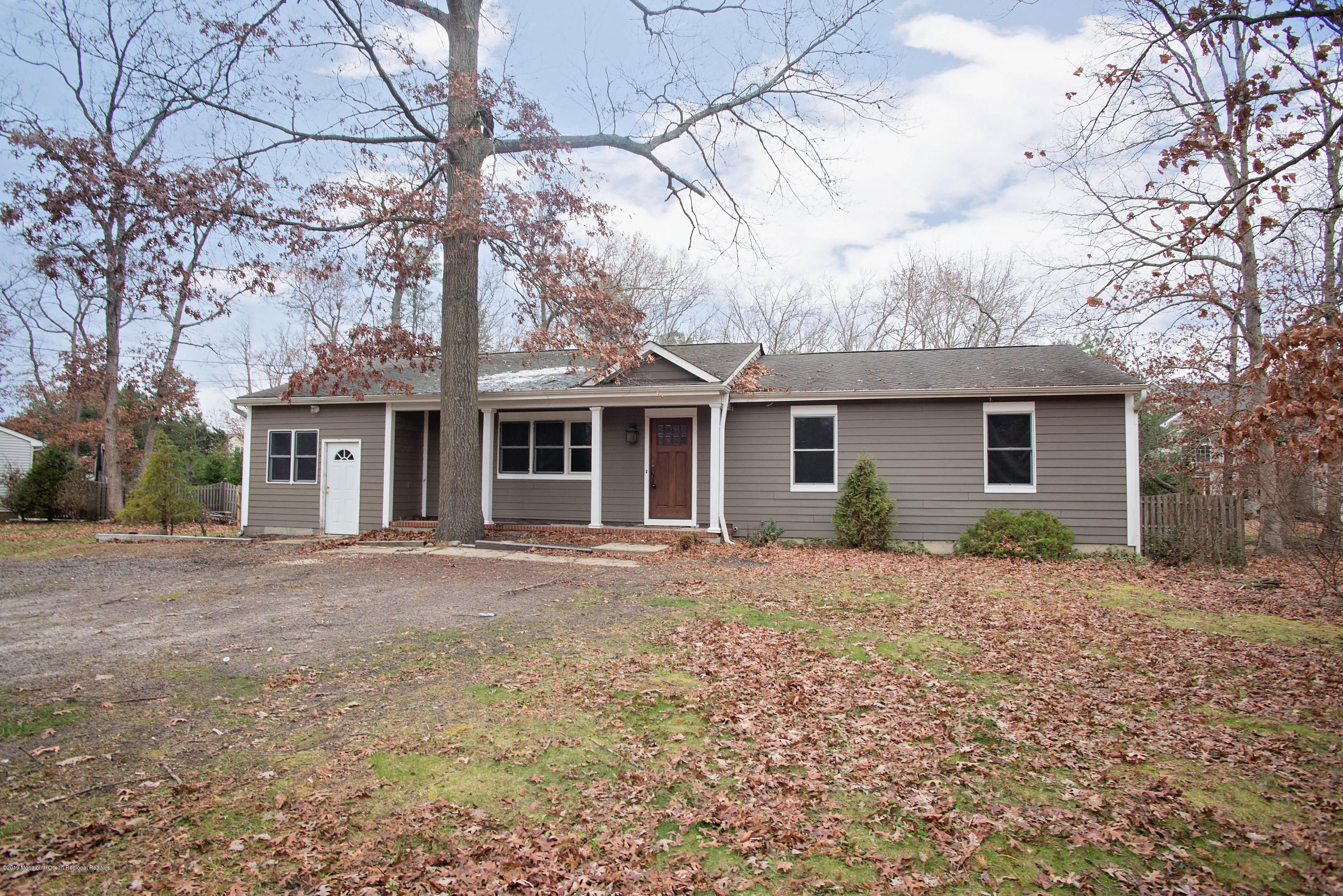705 Gail Chambers Road Jackson, NJ 08527 - Photo 1 of 23 _RMJ2968 front