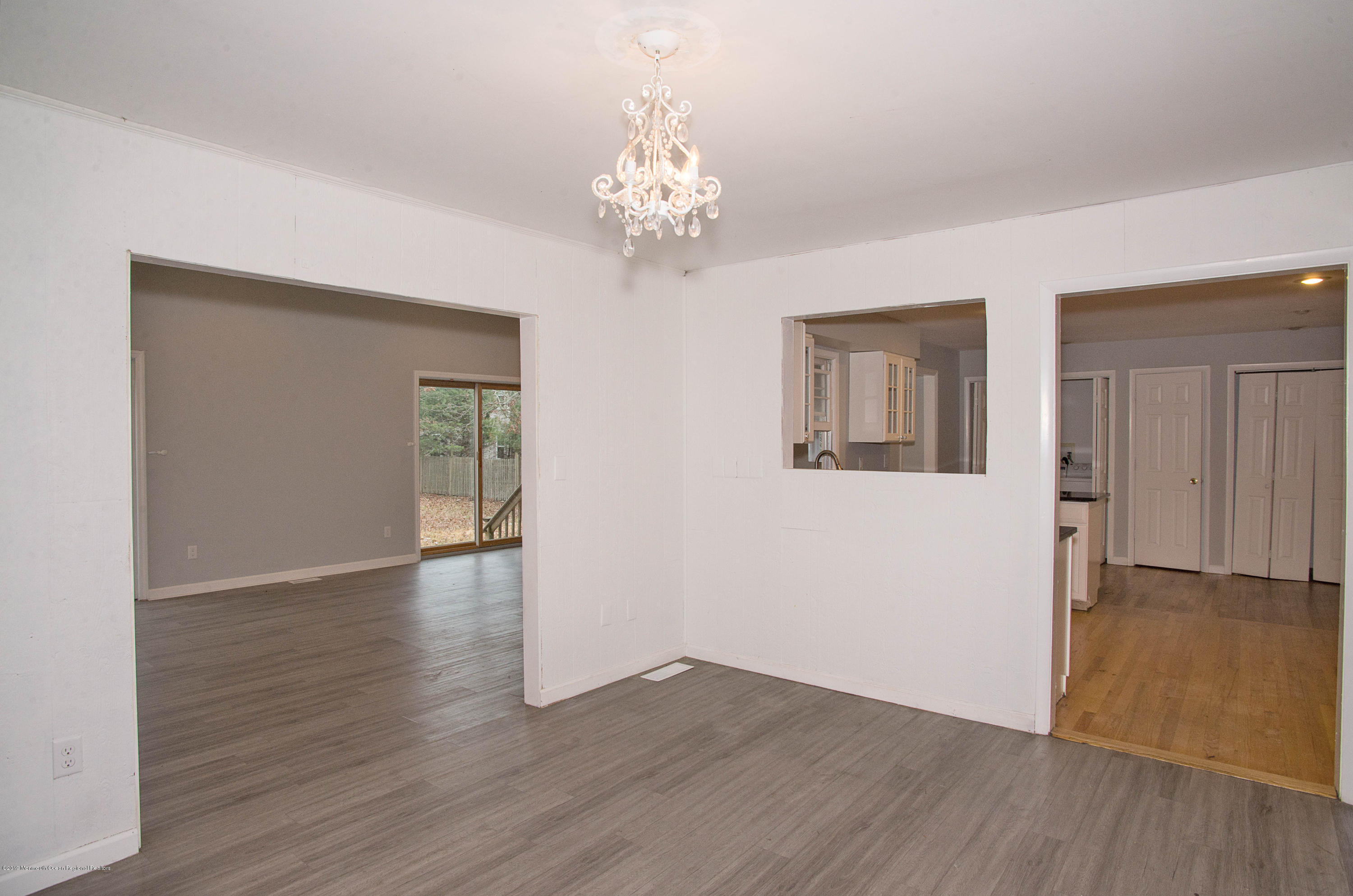 705 Gail Chambers Road Jackson, NJ 08527 - Photo 14 of 23 _RMJ2993 dining room