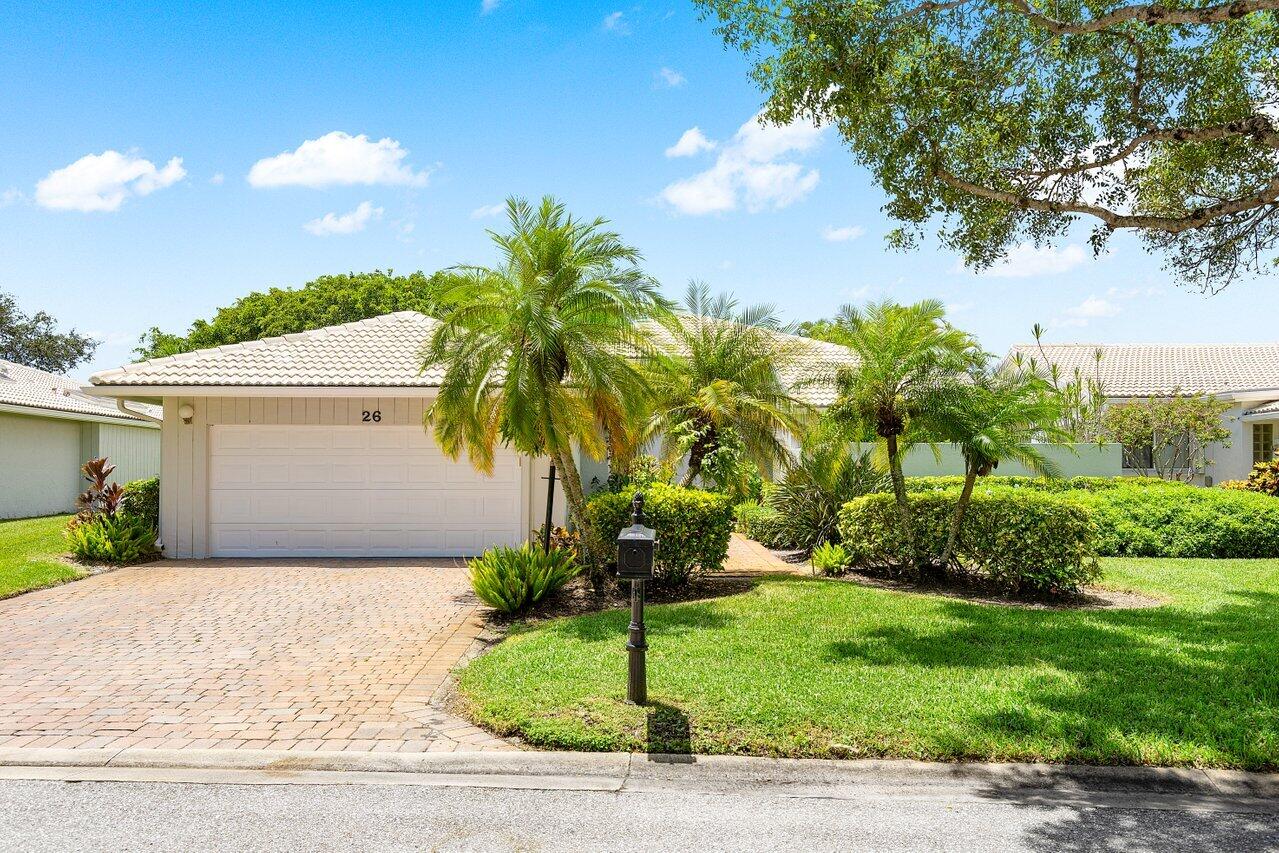 26 Glens Drive East, Boynton Beach, FL 33436 Compass