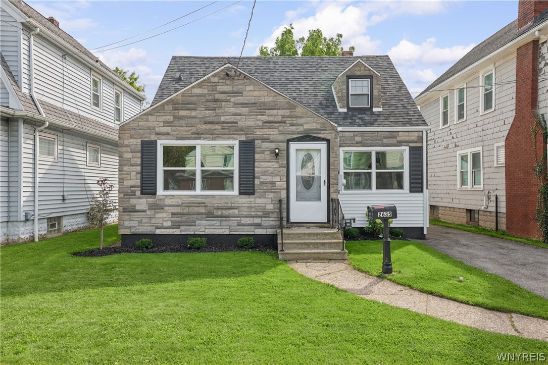 2635 Porter Road Niagara Falls, NY 14305 - Photo 1 of 28 Gallery Image 1