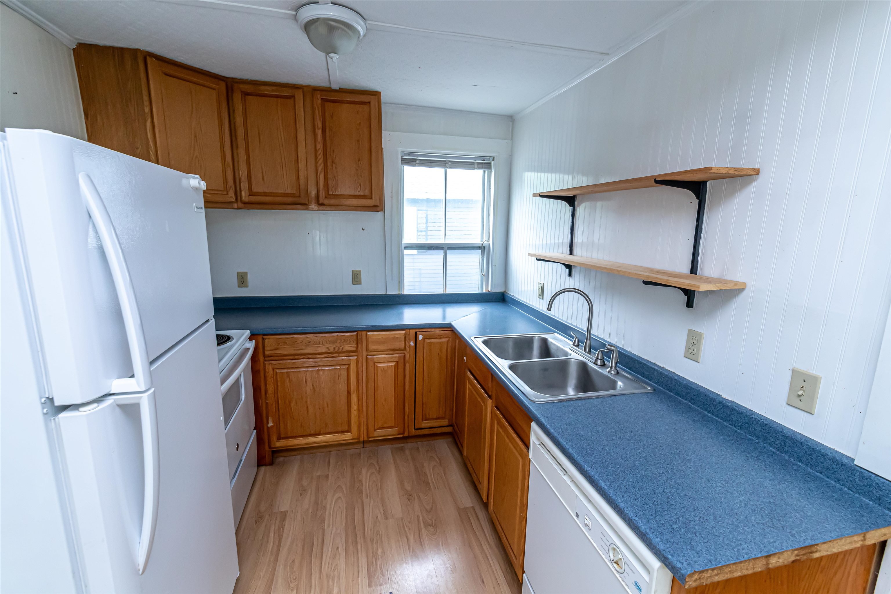 10 Maple Street Dover, NH 03820 - Photo 6 of 40