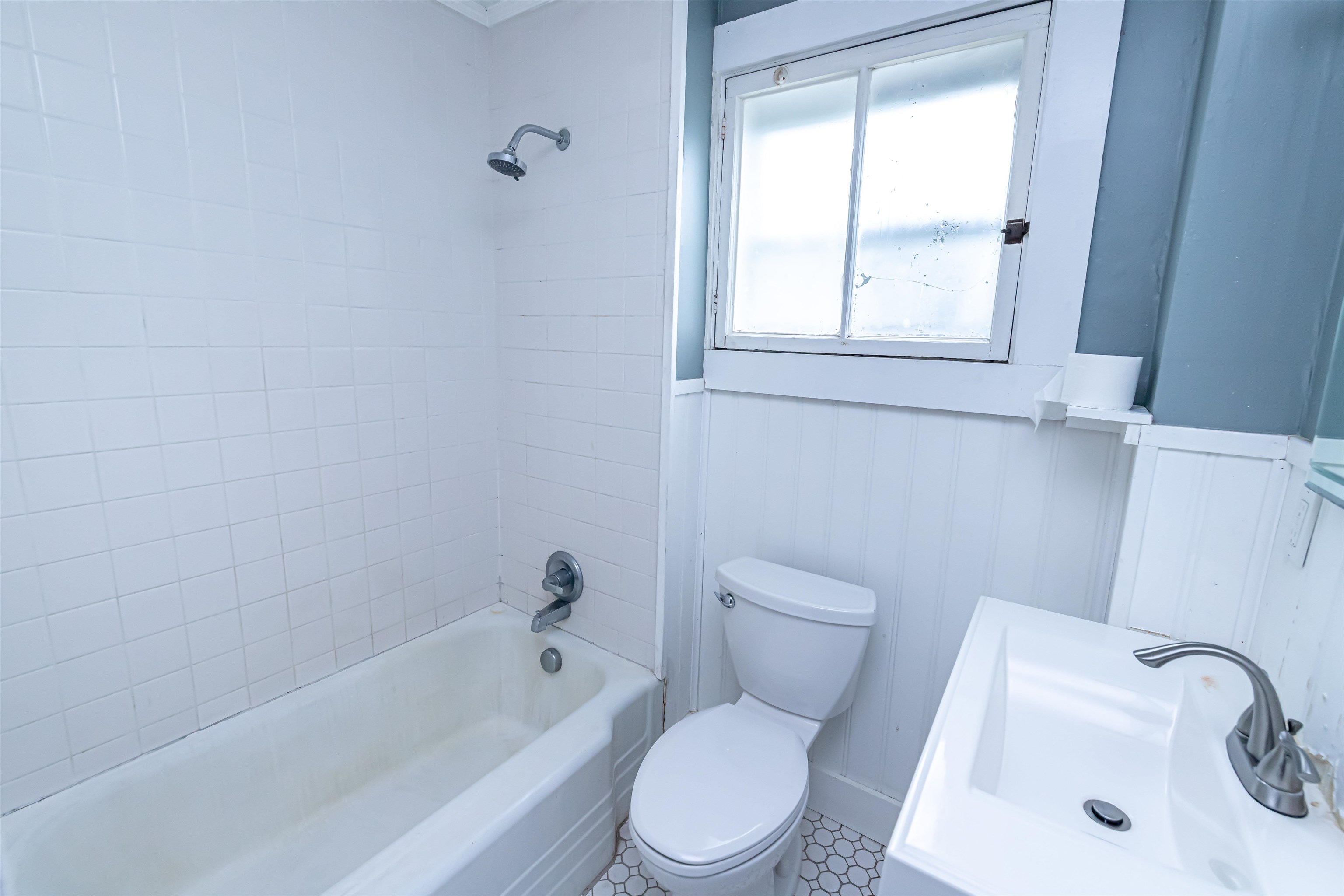 10 Maple Street Dover, NH 03820 - Photo 8 of 40