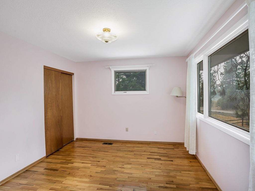 13522 North Crestline Street Spokane, WA 99208 - Photo 13 of 28