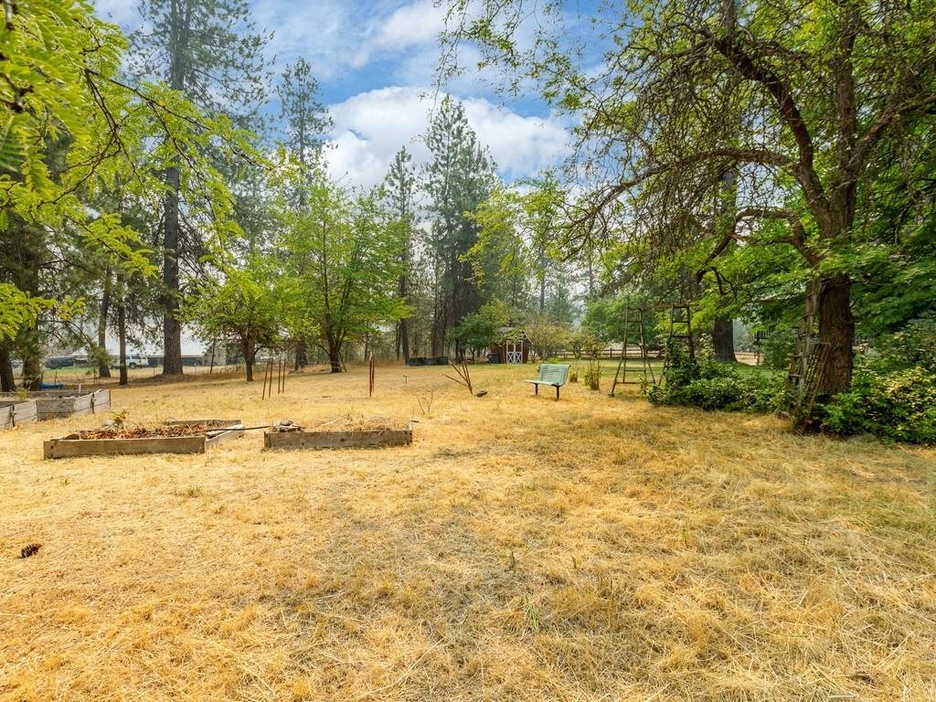 13522 North Crestline Street Spokane, WA 99208 - Photo 25 of 28