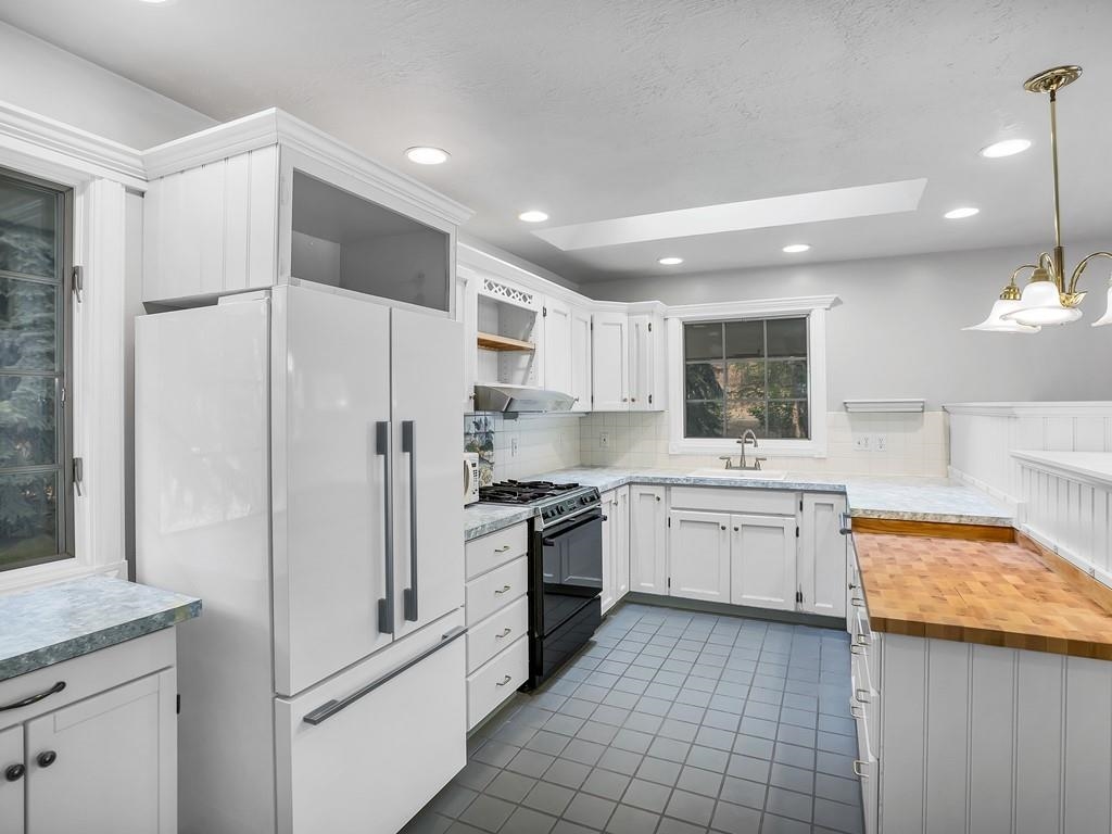 13522 North Crestline Street Spokane, WA 99208 - Photo 4 of 28