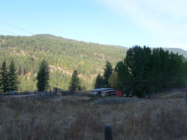 3285 Orient Cutoff Road Kettle Falls, WA 99141 - Photo 4 of 8 Gallery Image 4
