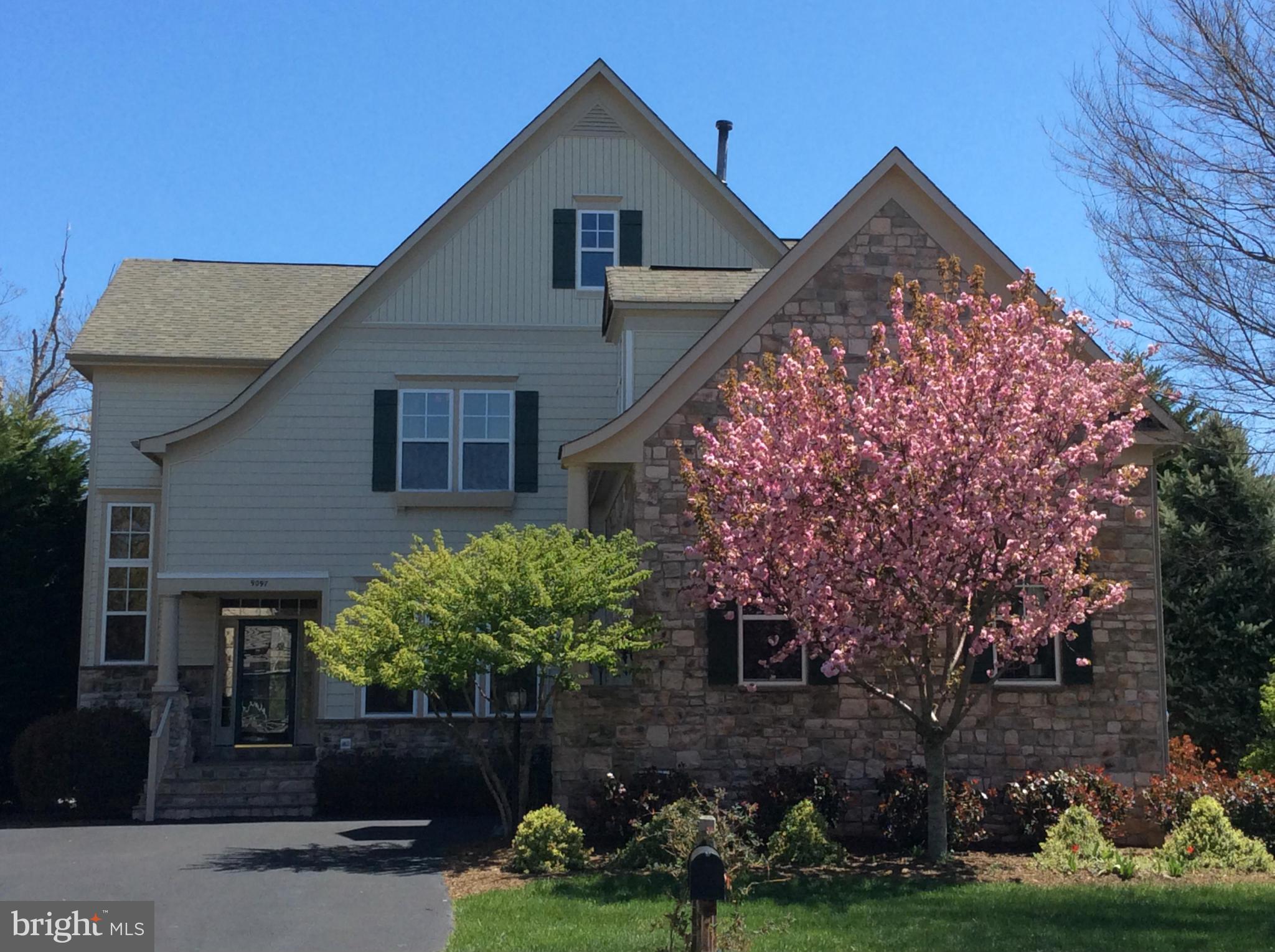 9097 Roaring Spring Loop Bristow, VA 20136 - Photo 1 of 29 Exterior (Front)