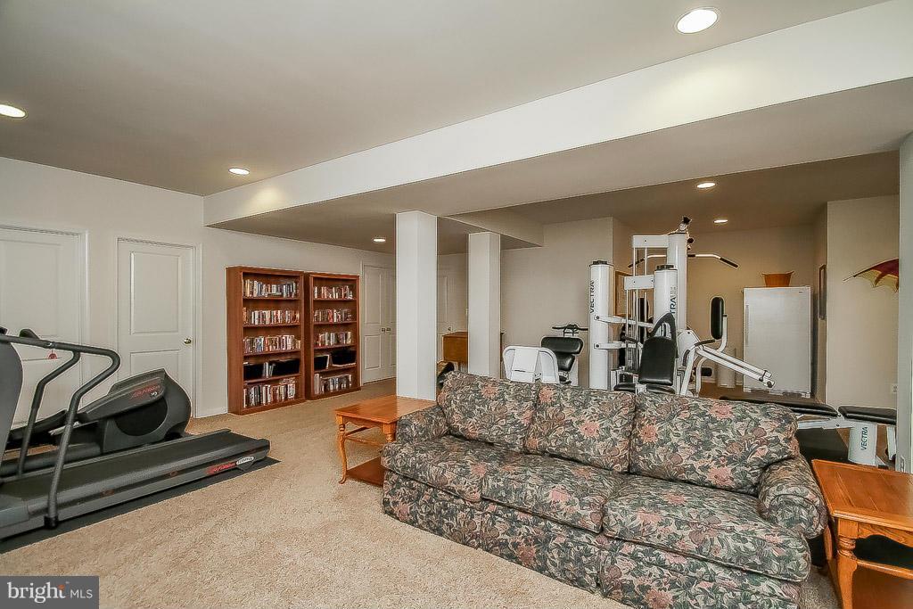 9097 Roaring Spring Loop Bristow, VA 20136 - Photo 24 of 29 Basement