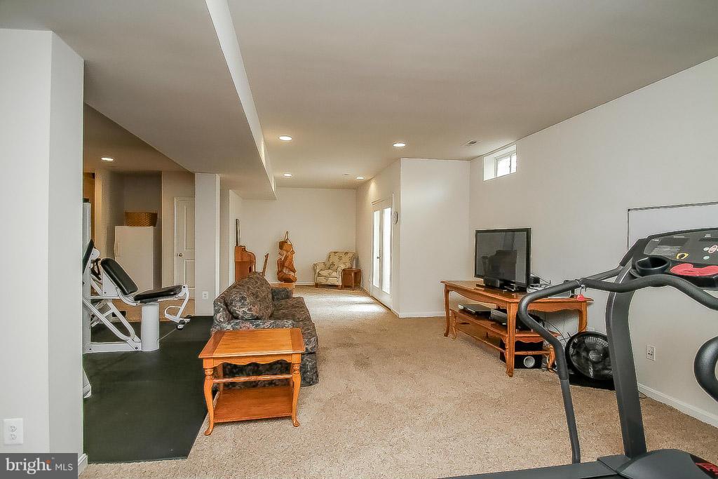 9097 Roaring Spring Loop Bristow, VA 20136 - Photo 25 of 29 Basement