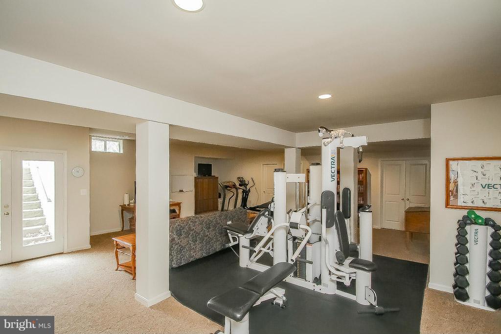 9097 Roaring Spring Loop Bristow, VA 20136 - Photo 26 of 29 Basement