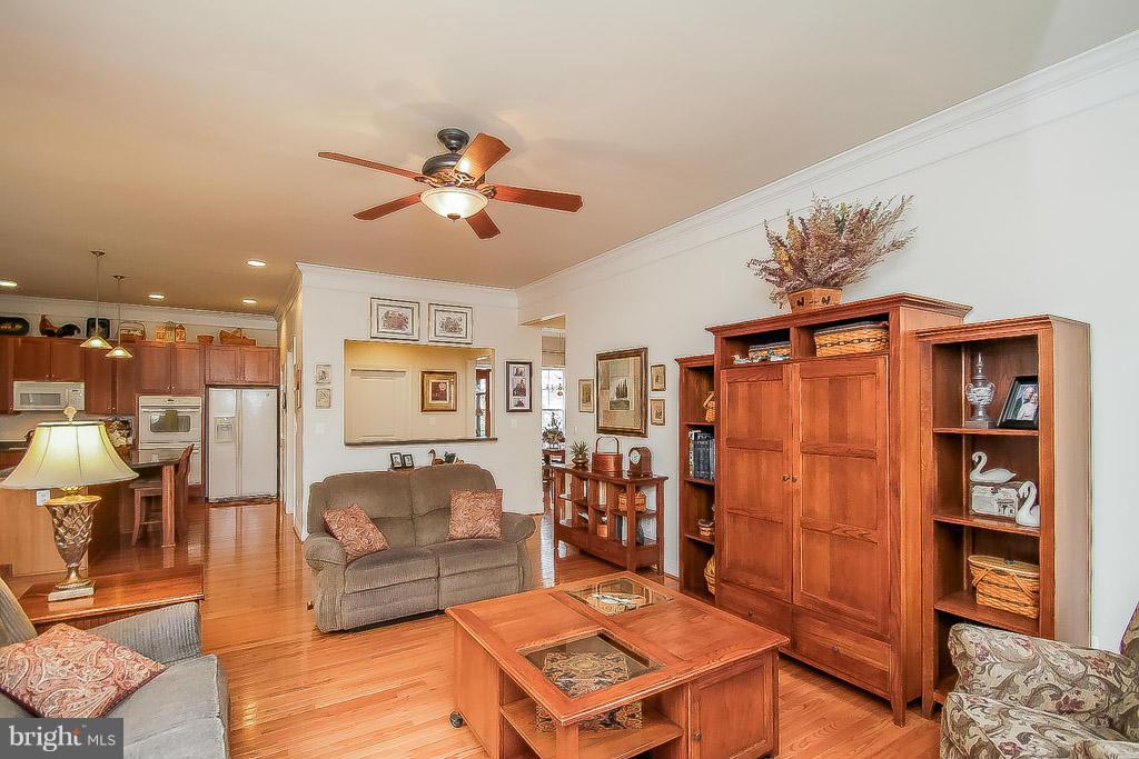 9097 Roaring Spring Loop Bristow, VA 20136 - Photo 9 of 29 Family Room