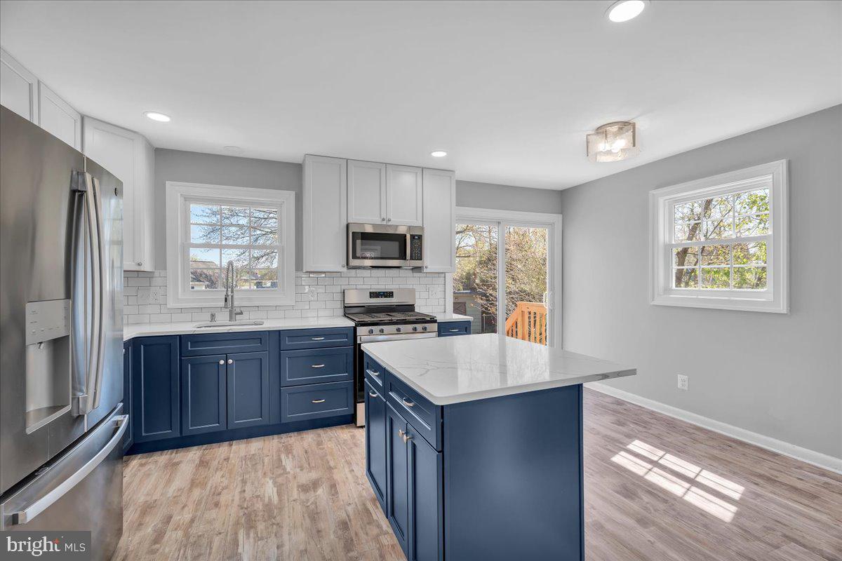 328 Keller Road Glendora, NJ 08029 - Photo 9 of 25 Modern kitchen with stylish finishes.