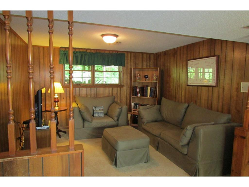 118 Wonder Valley Road Bristol, TN 37620 - Photo 15 of 36 Den