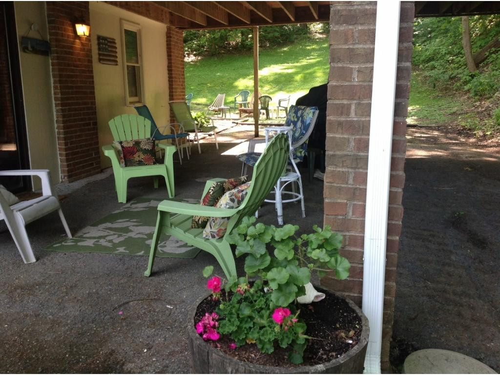 118 Wonder Valley Road Bristol, TN 37620 - Photo 27 of 36 Double carport or more seating