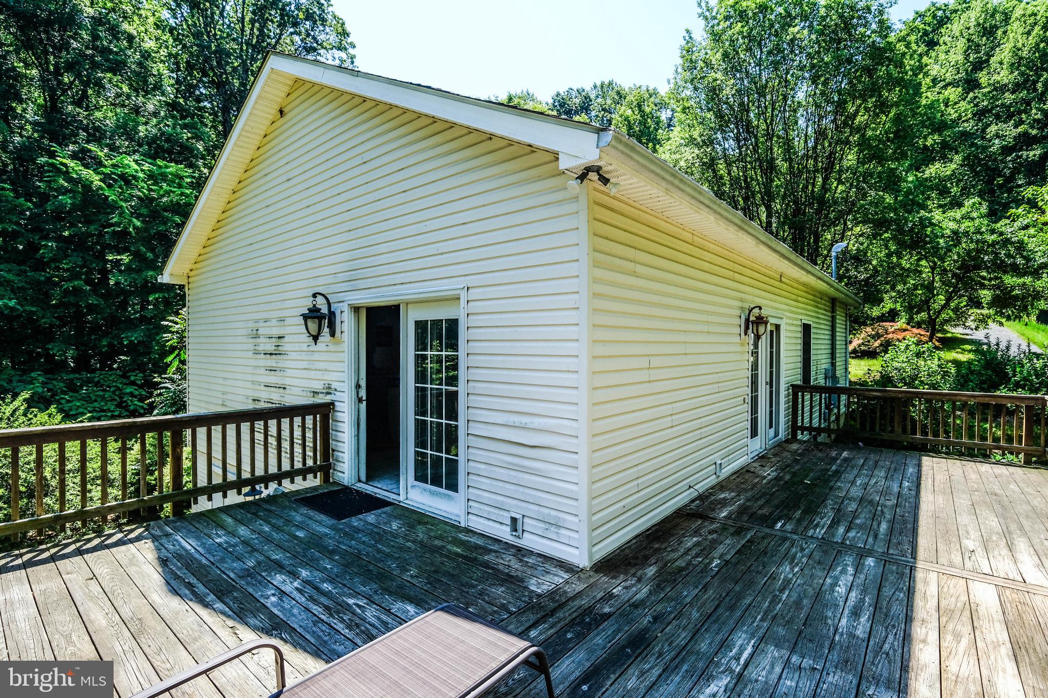 1195 Shangri-La Road Bentonville, VA 22610 - Photo 13 of 64