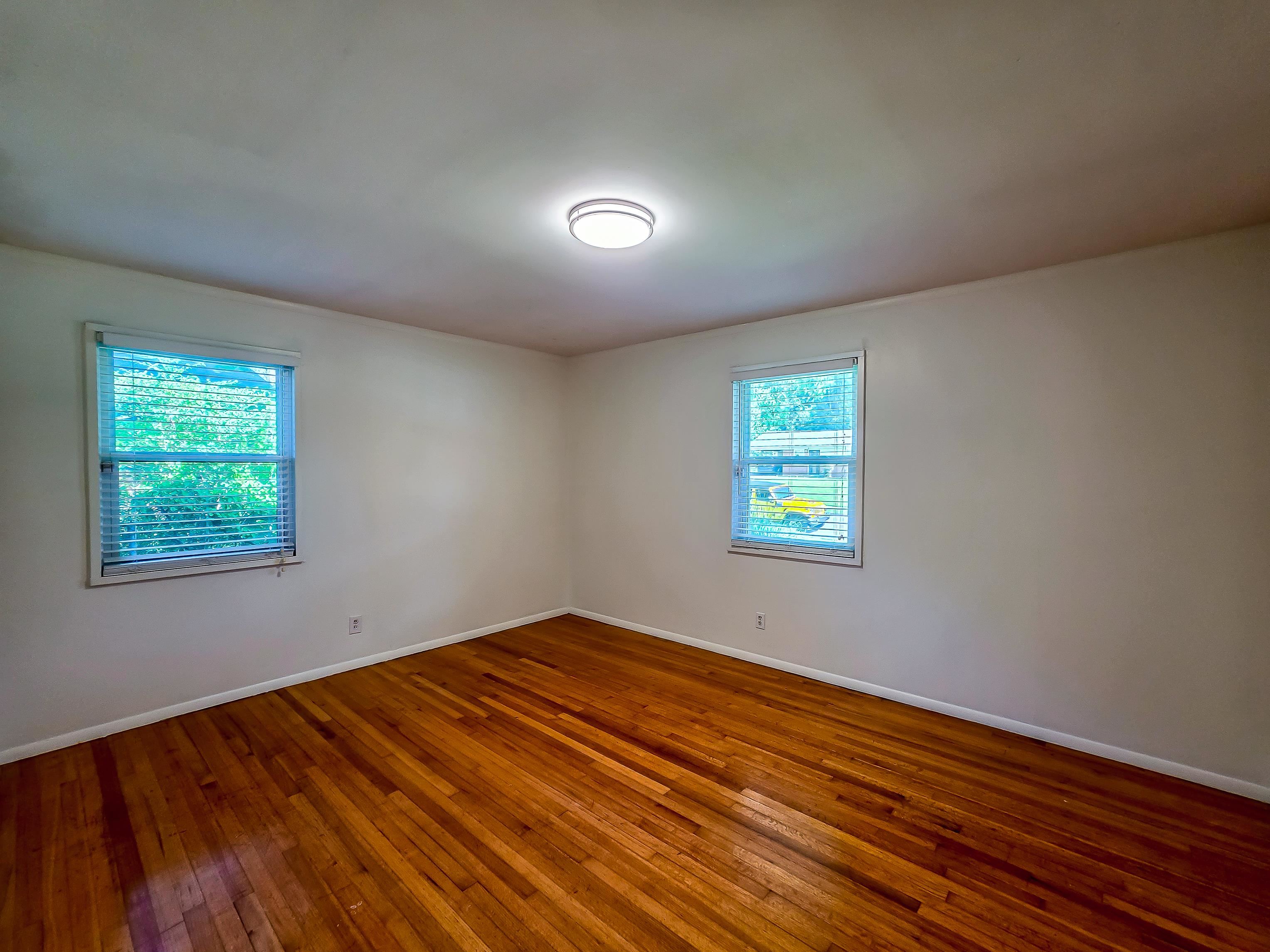 5226 Princeton Road Memphis, TN 38120 - Photo 11 of 21
