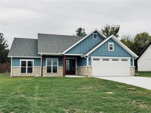 $354,900 | 14126 Timber Court, Helena, MO 64459