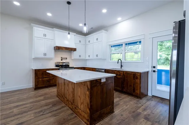 $354,900 | 14126 Timber Court, Helena, MO 64459