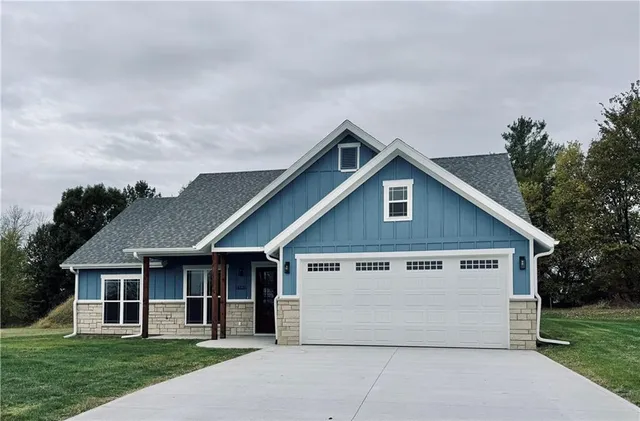 $354,900 | 14126 Timber Court, Helena, MO 64459