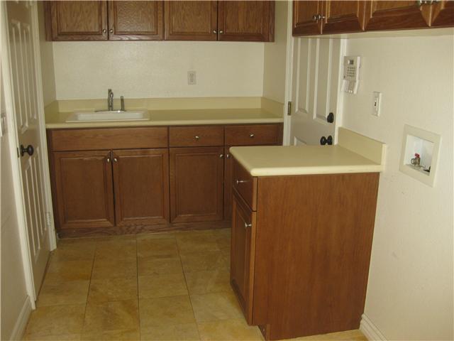 1883 Lagrange Road Chula Vista, CA 91913 - Photo 17 of 19 Laundry Room