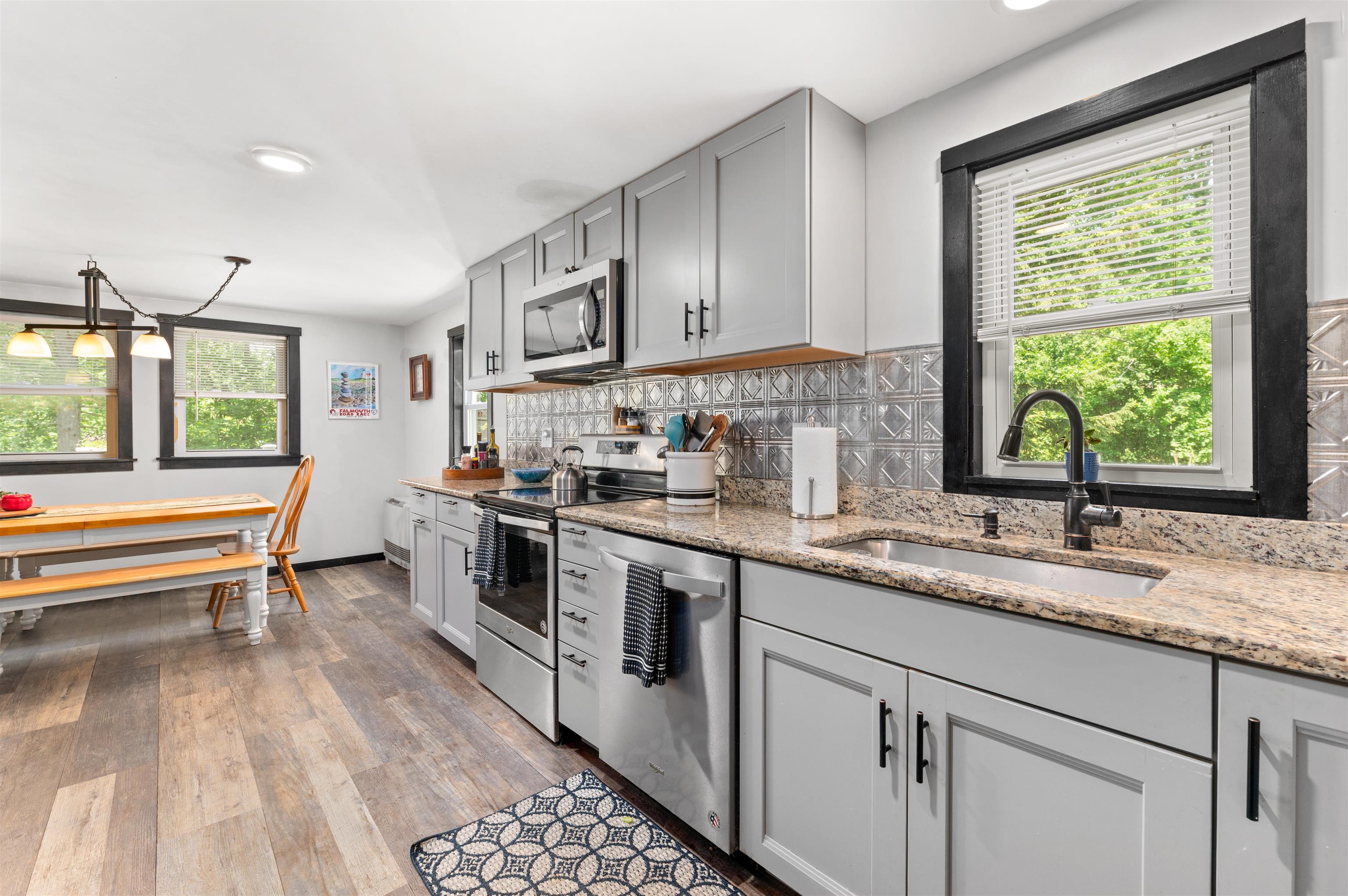 35 Alpstrausse Bartlett, NH 03845 - Photo 11 of 42